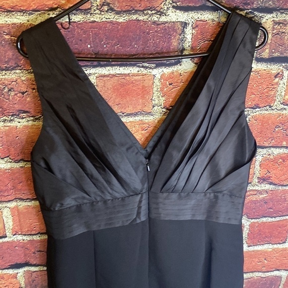 JS Boutique Black Formal Bodycon Dress with Sweetheart Neckline Size L - Picture 10 of 16